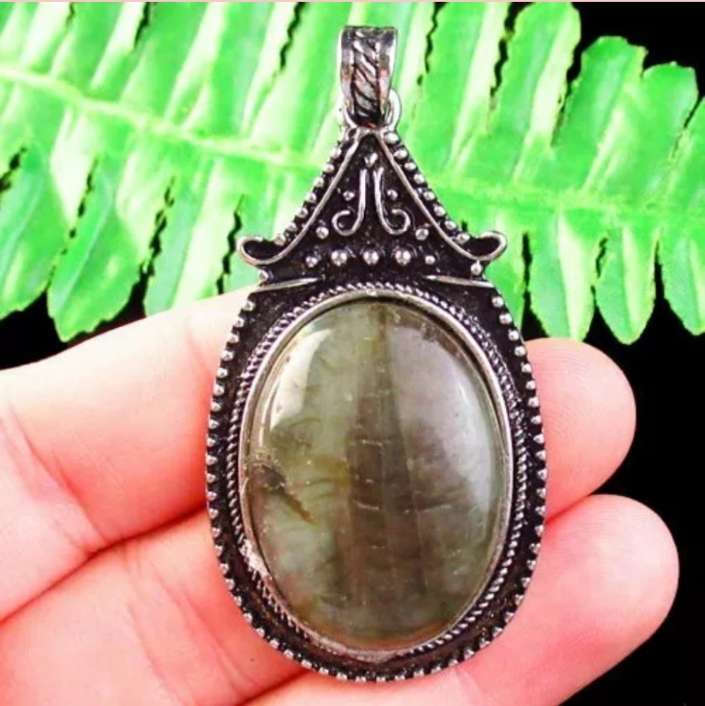 New Wrapped Natural Labradorite Oval Silver Pendant.